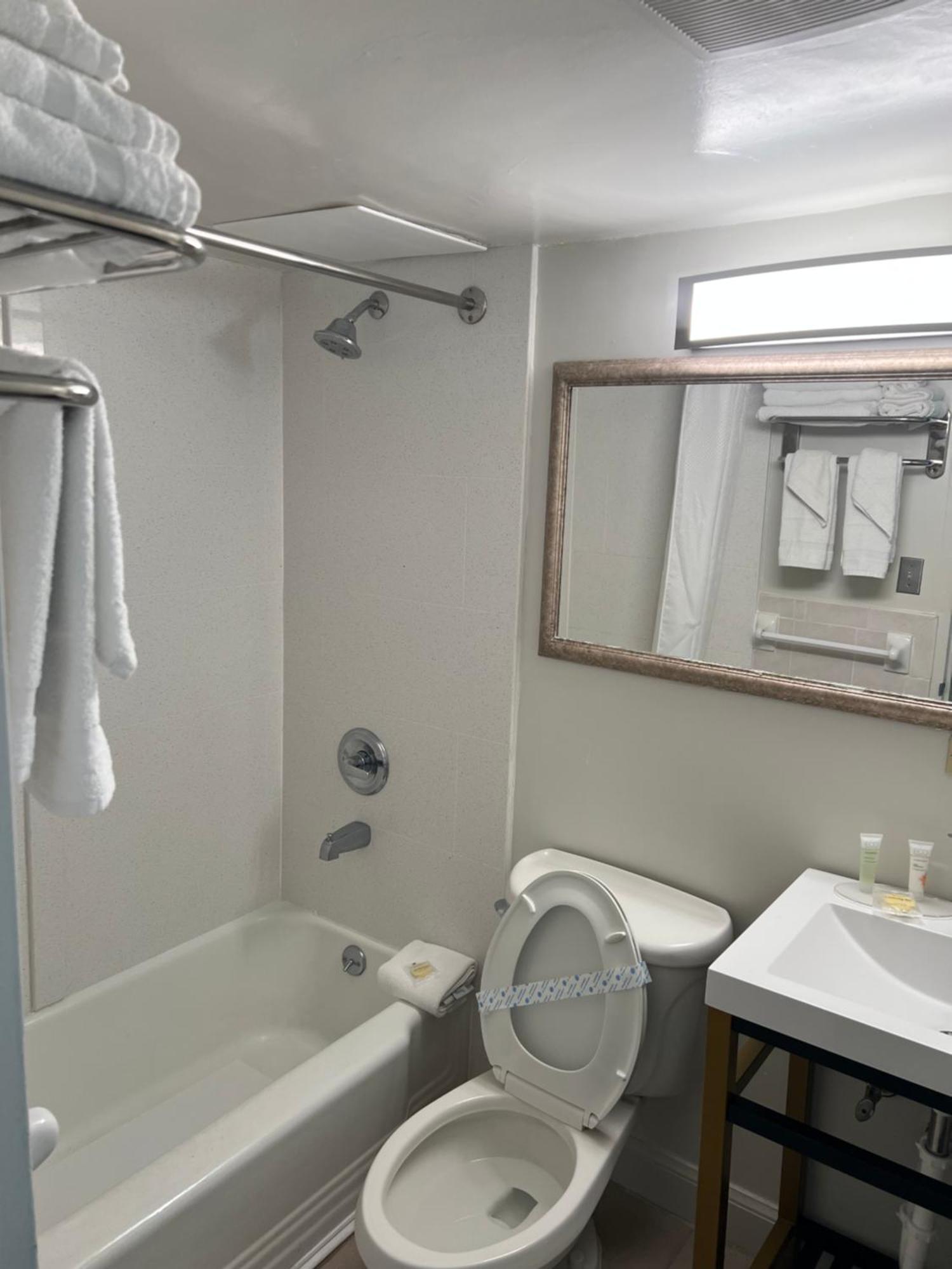 Motel Seahawk 2*